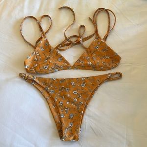 Kulani kinis bikini